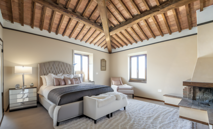 Have you always dreamed of owning a farmhouse in Tuscany?